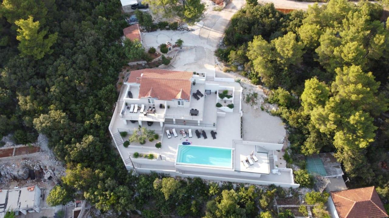 Holiday Hvar Vrbanj المظهر الخارجي الصورة
