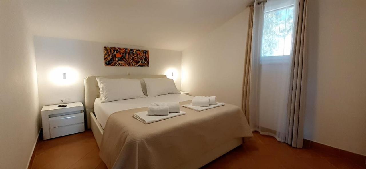 Holiday Hvar Vrbanj المظهر الخارجي الصورة