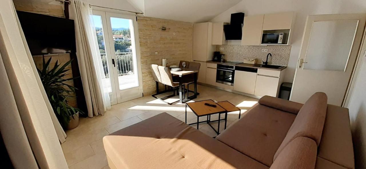 Holiday Hvar Vrbanj المظهر الخارجي الصورة