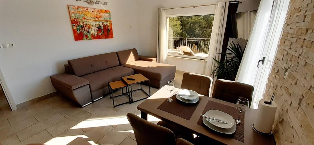 Holiday Hvar Vrbanj المظهر الخارجي الصورة