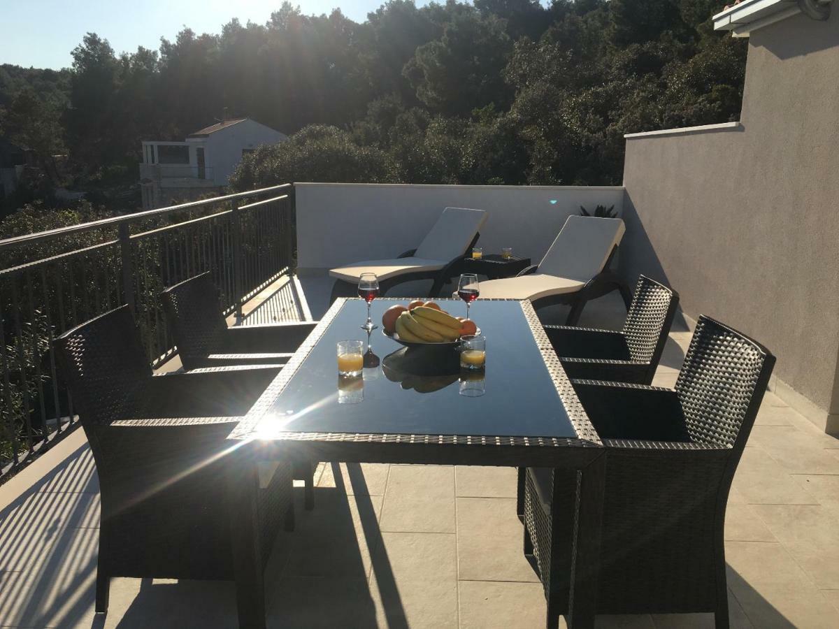 Holiday Hvar Vrbanj المظهر الخارجي الصورة