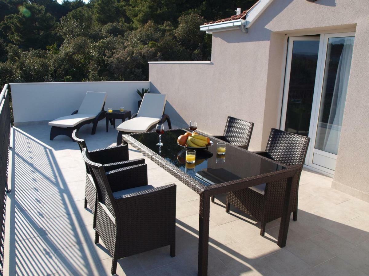 Holiday Hvar Vrbanj المظهر الخارجي الصورة